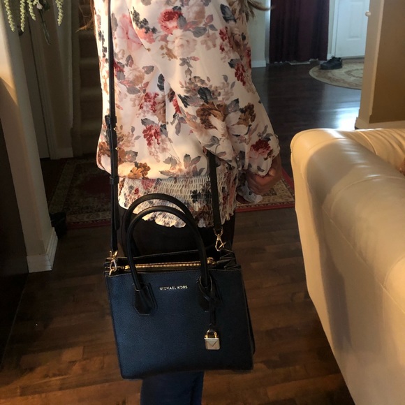 MICHAEL KORS Mercer Crossbody bag - Picture 14 of 16